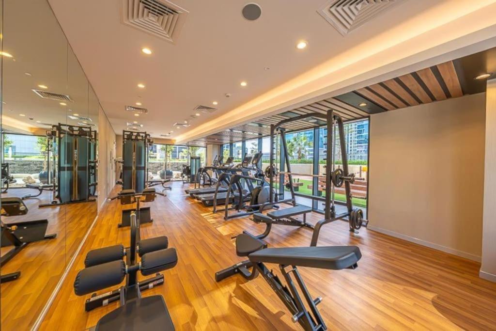 Quiet 1br With River View अपार्टमेंट Dubai